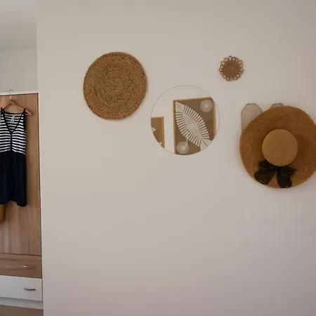 Rose Apartment