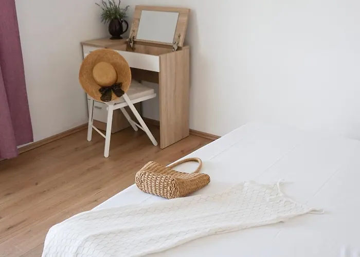 Apartment Rose Makarska